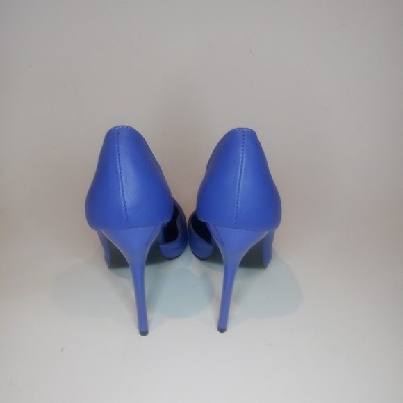 Blue pump heels size 8 - Picture 2 of 4